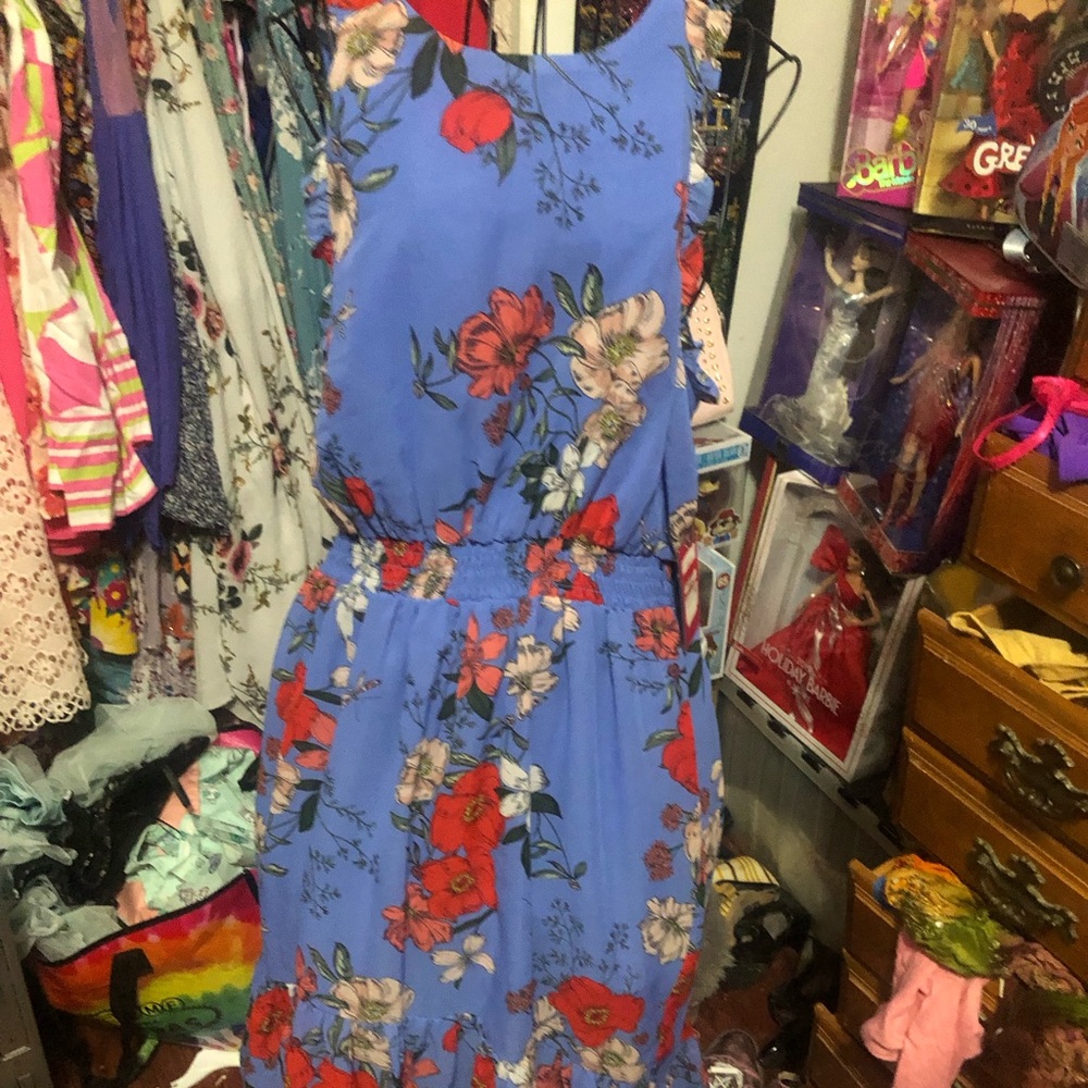 Gently used floral high low dress 👗